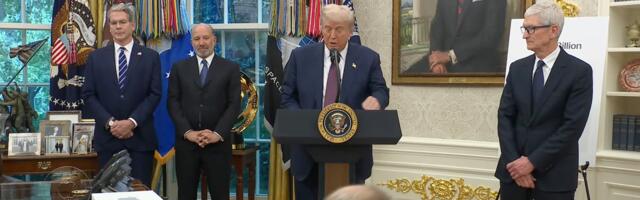 Apple CEO Tim Cook Invited Back to White House for Tech Event