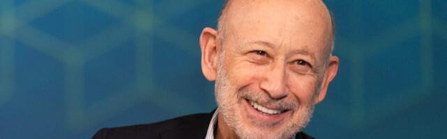 What ex-Goldman CEO Lloyd Blankfein had to learn about being rich — and how he's crushing retirement