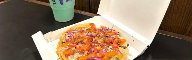 I tried Taco Bell's new Mexican Pizza. It's even better than the original.