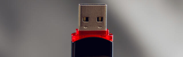 The USB Flash Drive Designed To Self Destruct