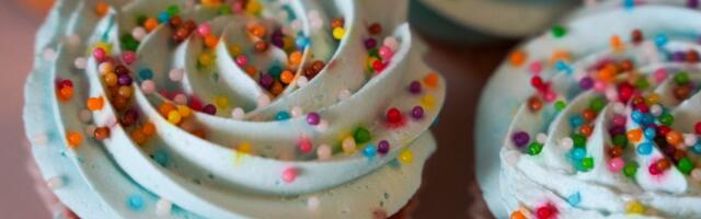 A dietitian explains why eating dessert can help you lose more weight and keep it off