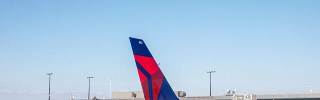 Delta warns of continued disruption at Atlanta airport after severe storms cause canceled flights and the evacuation of an air traffic control tower