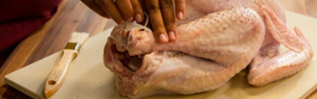 6 Mistakes That Can Cause a Thanksgiving Turkey Catastrophe