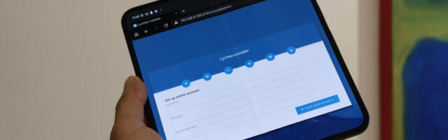 I’m self-hosting a Google Photos alternative on my old Pixel