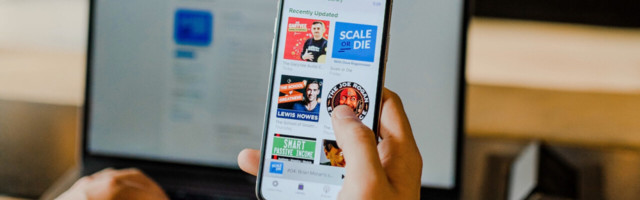 Increase streams to your podcast with this SEO optimized website builder
