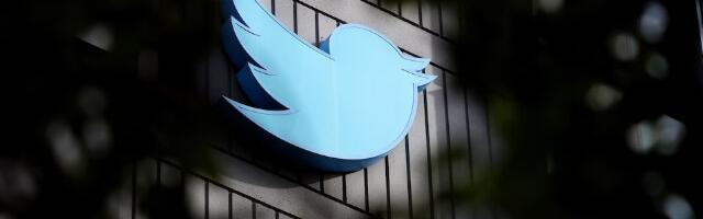 Twitter's 'Akhand Bharat' Moment: Thinks Pakistan is in India, restricts Pak Govts’ handle in their own country