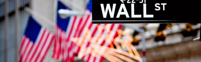How Wall Street’s Relationship With Bitcoin Will Transform in 2025: 5 Predictions