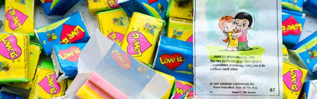 Как сделать открытку в стиле Love is из своего фото через нейросеть