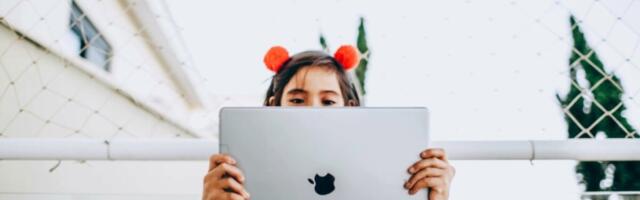 Give your kids stress-free screen time with this award-winning app