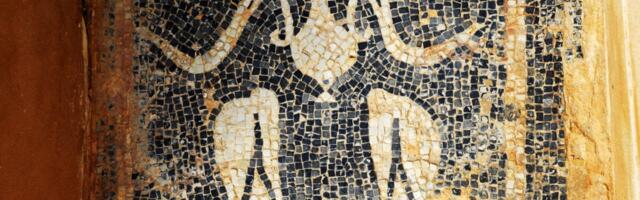1,600-Year-Old Depiction of Roman Flip-Flops Look So Real It Makes You Want to Wear Them