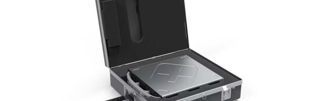 This briefcase lets you walk around with 368TB of NVMe SSDs — WD Ultrastar Transporter features 128GB RAM, 1,300W power supply, and Ice Lake Xeon CPU