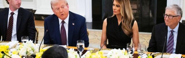 Tech CEOs Praise Donald Trump at White House Dinner
