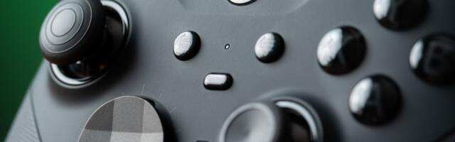 Xbox Elite Series 2 controller drops to record low $124