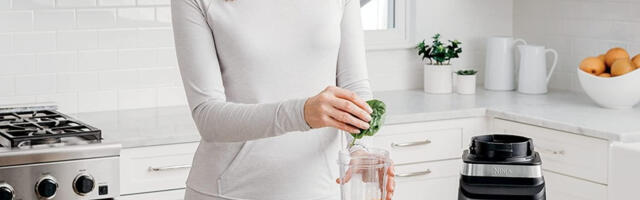 Here's Why Your Ninja Blender Is Blinking (And How To Fix It)