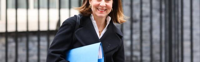 UK government will buy tech to boost AI sector in £100mn growth push