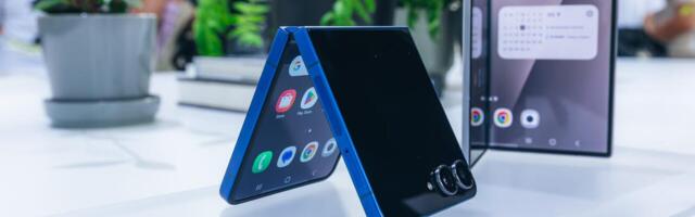 Samsung Galaxy Z Flip 7 Specs vs. Motorola Razr Ultra: Comparing the High-End Flip Phones