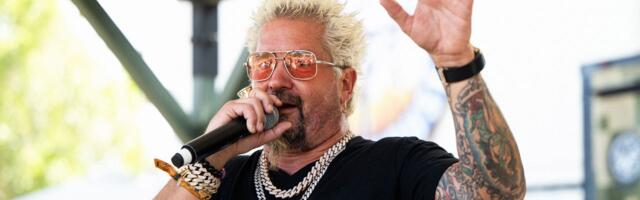 This Streamer Has Convinced the Internet Guy Fieri Never Swallows Food on TV