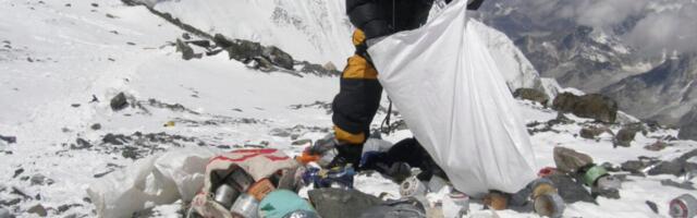 Nepal Is Throwing Out Its Decade-Old Scheme to Clean Mount Everest