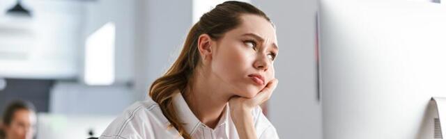 7 subtle red flags you’re in the wrong career for building wealth—I ignored them for years