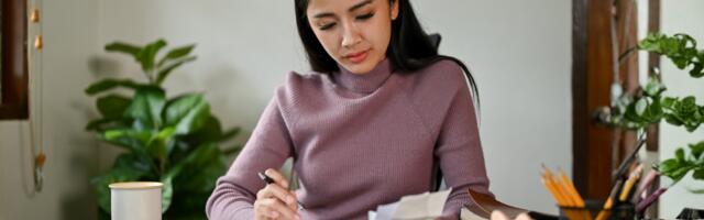 People who grew up poor but became successful usually maintain these 7 frugal habits