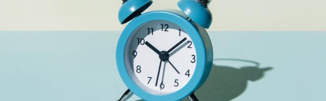 9 Easy Ways to Become a Morning Person if You're a Night Owl