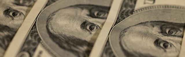 Bitcoin Price Rally Hits a Wall at $90K Resistance While FX Traders Back the Dollar Bull Run