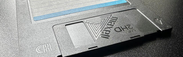 Orphaned Linux drivers for floppy disks gets first patch of any significance in three years - cleanup effort implies floppies spared the axe for a few more years