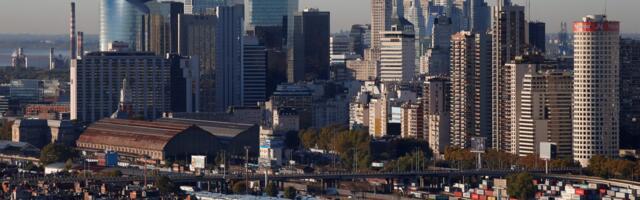 Airbnb Hosts in Argentina Beat Inflation By Taking Payments in U.S. Dollars