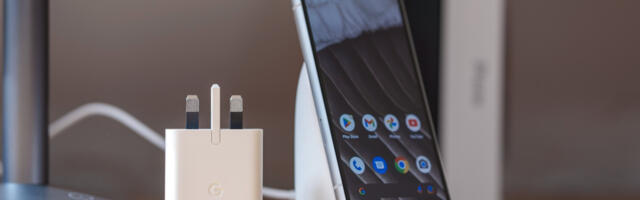 I don’t like wireless charging, but there’s one reason all my phones must have it