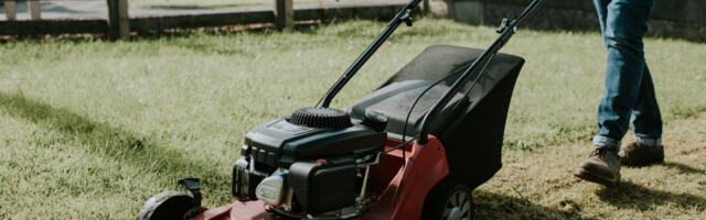 These Are The Best Times Of The Year To Buy A Lawn Mower