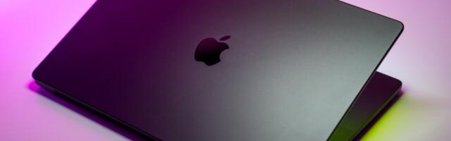 MacBook Pro rumor points to OLED, touchscreen upgrades next year