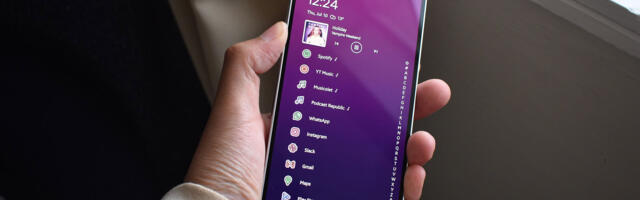 Minimalist Android fans, Niagara Launcher’s Theme Collection is your new playground