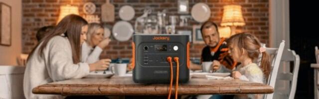 The Jackery Explorer 2000 v2 just dipped to a record-low price at Amazon