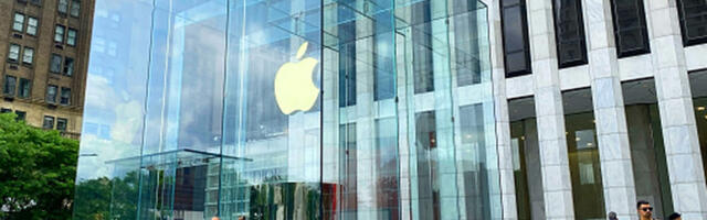 Trump claims Apple and Intel closed deal to manufacture chips in the US