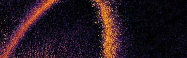 Unprecedented Image Shows 2 Protoplanets Smashing Into Each Other, Forming Giant Dust Cloud