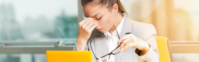 If you always feel behind in life, psychology says these 8 habits might be sabotaging your momentum