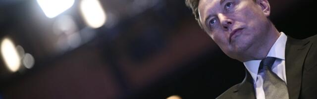 Elon Musk shares anti-immigrant posts before SpaceX IPO
