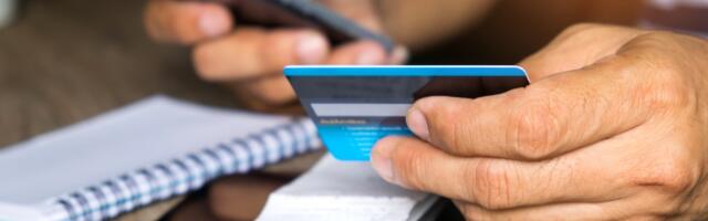 Bankrate: More cardholders carrying credit card balances in high rate environment