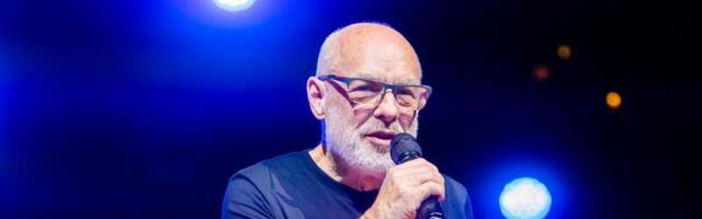 Windows 95 chime composer Brian Eno denounces Microsoft for its ties to Israeli government