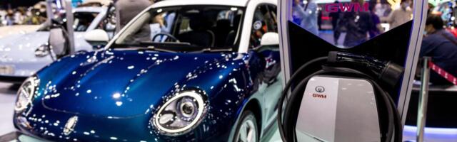 Foxconn, PTT will start mass producing EVs in Thailand by 2024