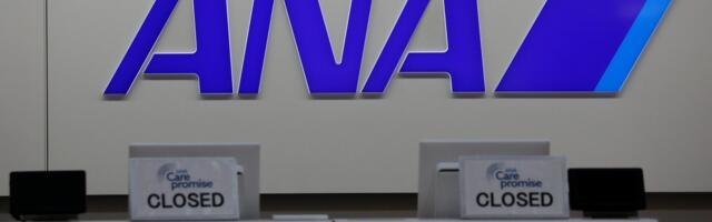 Japan’s All Nippon Airways Boeing 737-800 Flight Turns Around Due to Window Crack