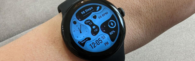 Google Play Store will now warns Wear OS users about vampire watch faces