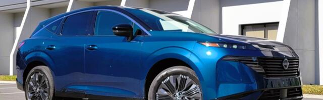 The 2025 Nissan Murano AWD Platinum SUV