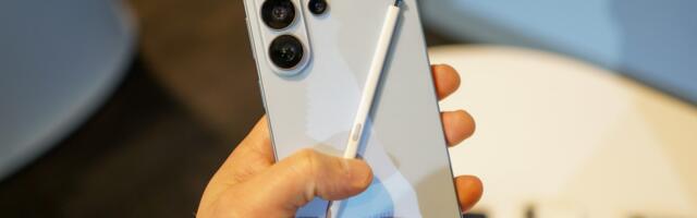 Galaxy S26 Ultra Doesn’t Have Built-in Qi2 Magnets
