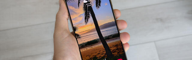 Wallpaper Wednesday: More great phone wallpapers for all to share (August 14)