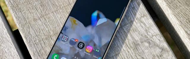 The Samsung Galaxy S24 Ultra has a nasty display issue. Here’s what’s wrong
