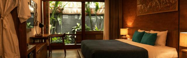 Vacation Rentals Surge, Hotels Under Pressure