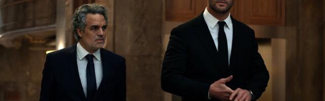 Crime 101 review: Chris Hemsworth, Mark Ruffalo, and Halle Berry star in heist thriller