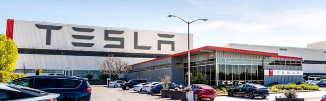 Study: Tesla Leads When It Comes to Speed of Promoting Staff