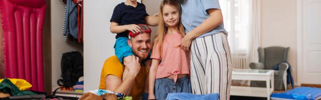 8 things lower-middle-class families always did the night before a big trip that wealthier families never had to think about